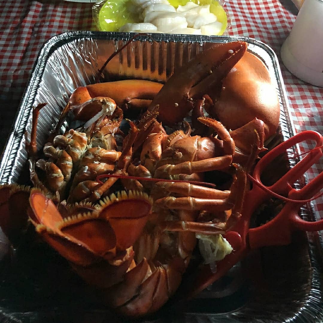 1615390767 186 Thank you for visiting us That lobster looks delicious First